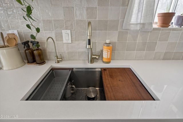 173 Ward Avenue, Schenectady, NY 12304