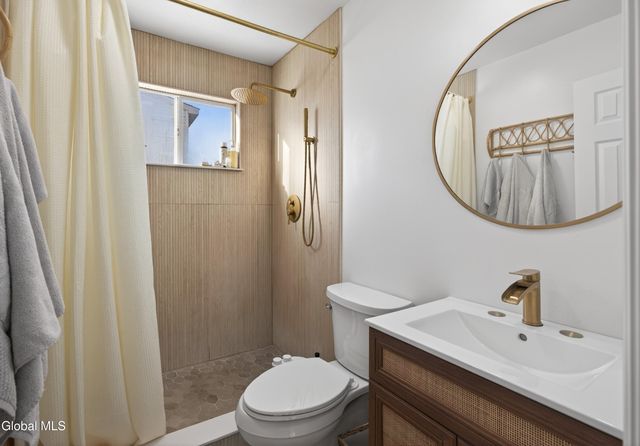 173 Ward Avenue, Schenectady, NY 12304