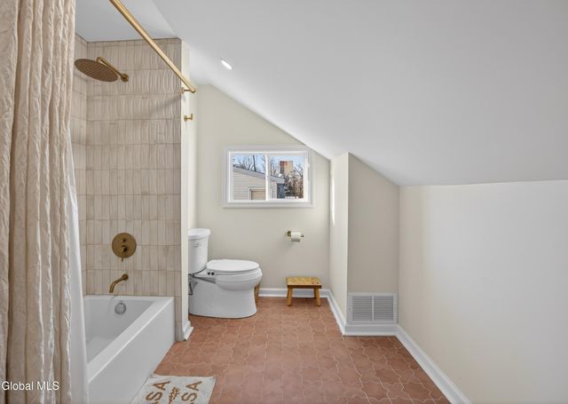 173 Ward Avenue, Schenectady, NY 12304