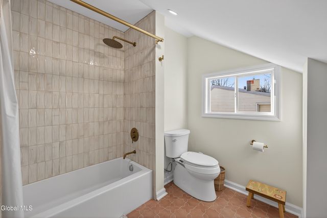 173 Ward Avenue, Schenectady, NY 12304