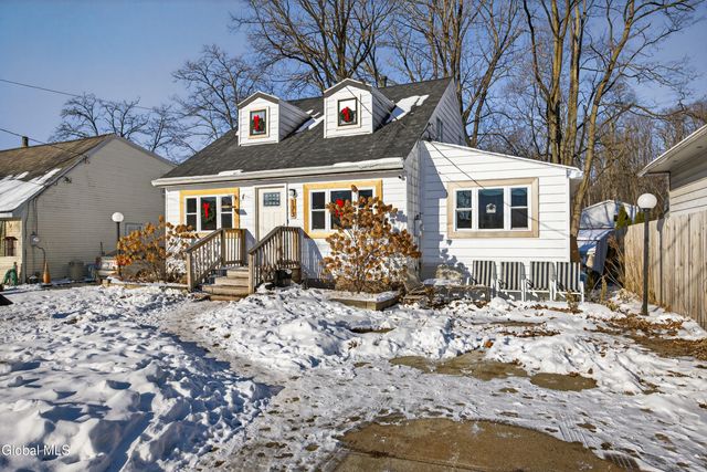 173 Ward Avenue, Schenectady, NY 12304