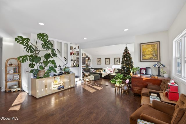 173 Ward Avenue, Schenectady, NY 12304