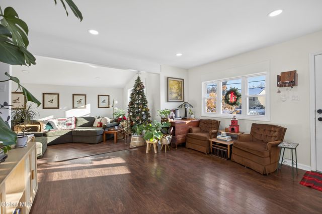 173 Ward Avenue, Schenectady, NY 12304