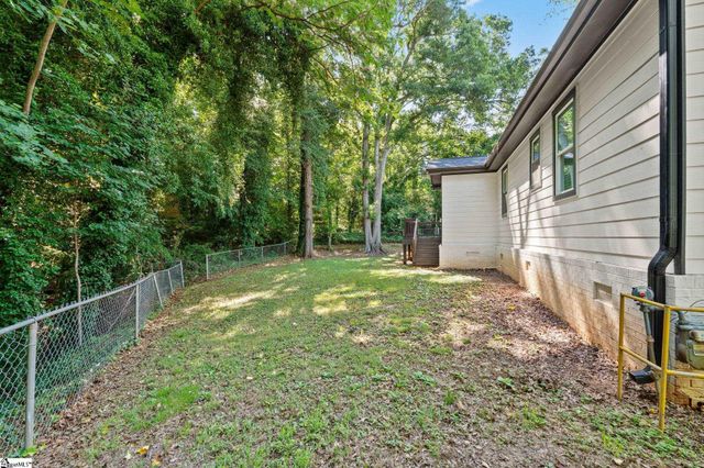 34 Pleasantdale Circle, Greenville, SC 29607