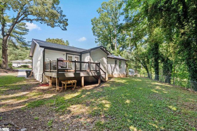 34 Pleasantdale Circle, Greenville, SC 29607