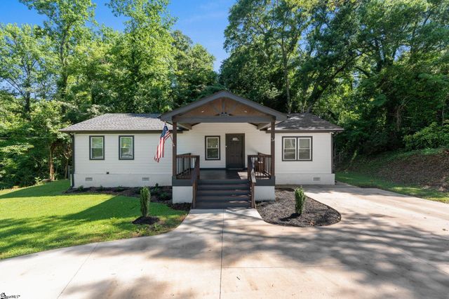 34 Pleasantdale Circle, Greenville, SC 29607