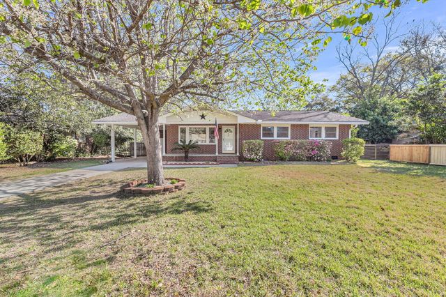 838 Quail Drive, Charleston, SC 29412