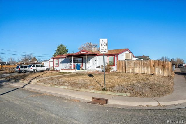 6185 E 81st Avenue, Dupont, CO 80024