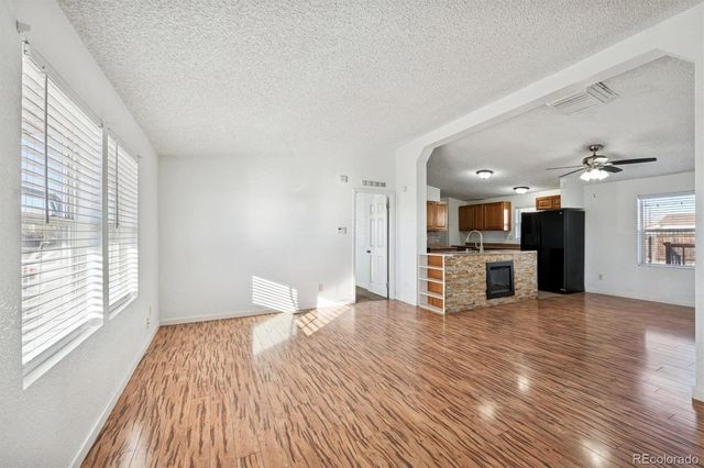 6185 E 81st Avenue, Dupont, CO 80024