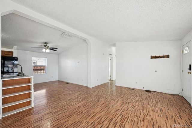 6185 E 81st Avenue, Dupont, CO 80024