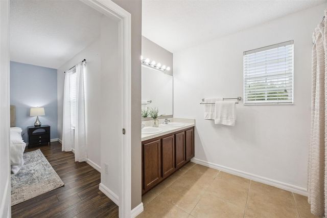 1732 BUCKEYE FALLS WAY, Orlando, FL 32824