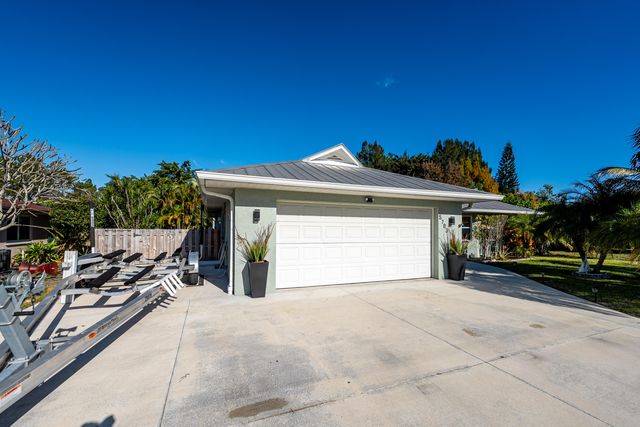 5783 SE Orange Blossom Trail, Hobe Sound, FL 33455