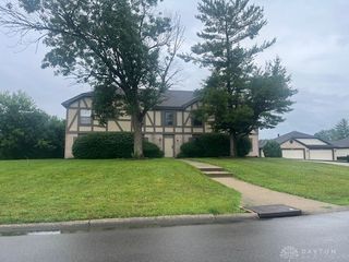 7767 Brams Hill Drive, Dayton, OH 45459