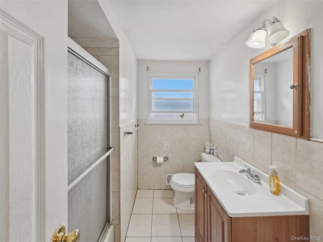 14563 181st Street, Springfield Gardens, NY 11413