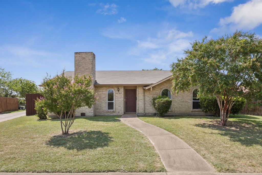4409 Elm Ridge Lane, Garland, TX 75044