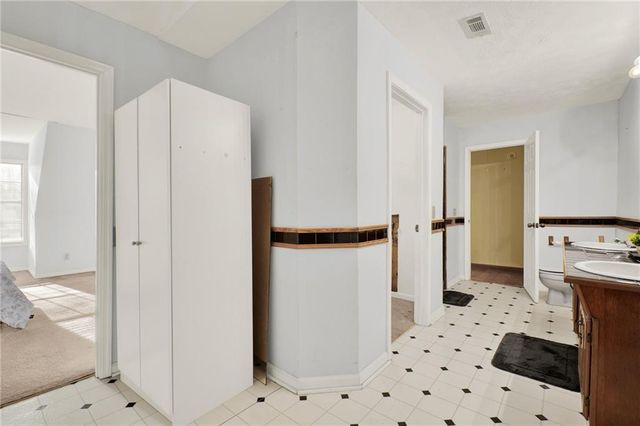 549 Eagles Nest Trail, Ball Ground, GA 30107