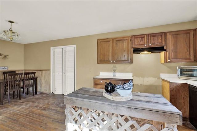 549 Eagles Nest Trail, Ball Ground, GA 30107