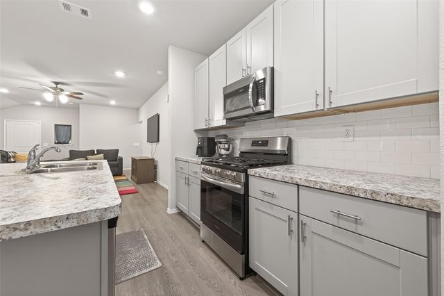 21226 Memorial Vista Drive, Houston, TX 77073