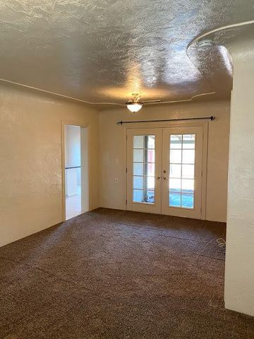 1538 Albany Ave, Modesto, CA 95350