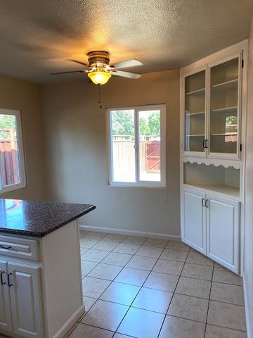 1538 Albany Ave, Modesto, CA 95350