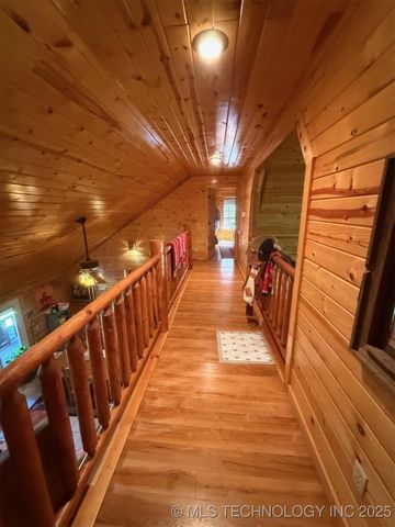 7905 Hornbeam Road, Henryetta, OK 74437