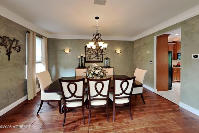8 Nicole Court, Jackson, NJ 08527