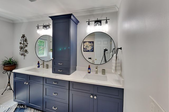8 Nicole Court, Jackson, NJ 08527