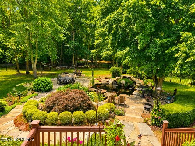 8 Nicole Court, Jackson, NJ 08527