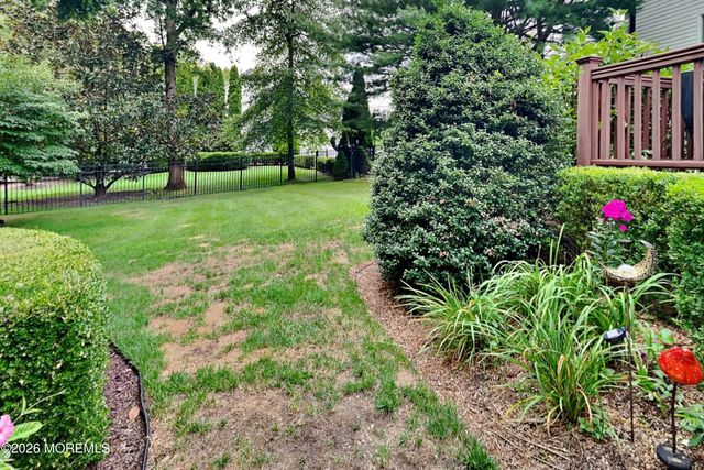 8 Nicole Court, Jackson, NJ 08527