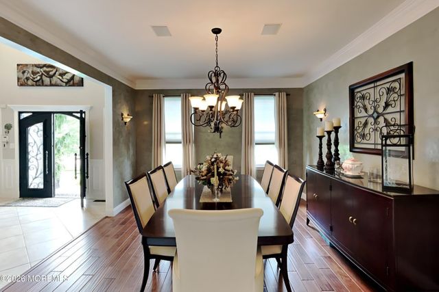 8 Nicole Court, Jackson, NJ 08527