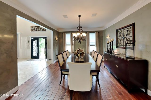 8 Nicole Court, Jackson, NJ 08527