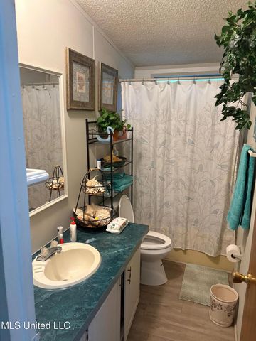 35 Newman Road, Natchez, MS 39120