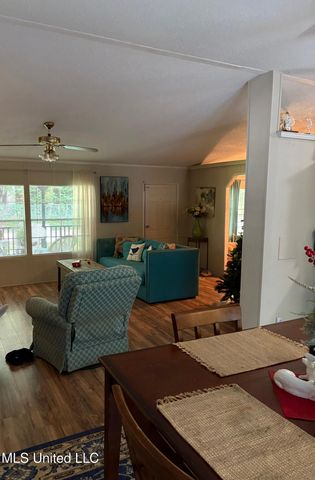 35 Newman Road, Natchez, MS 39120