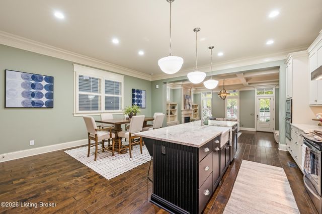 10809 Jimson St, Prospect, KY 40059