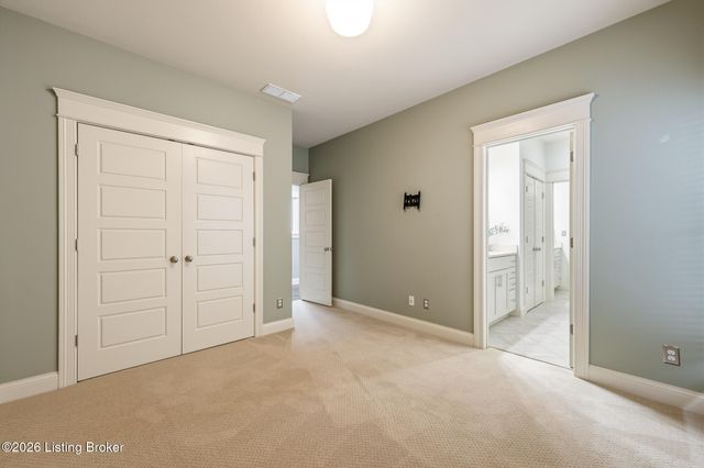 10809 Jimson St, Prospect, KY 40059