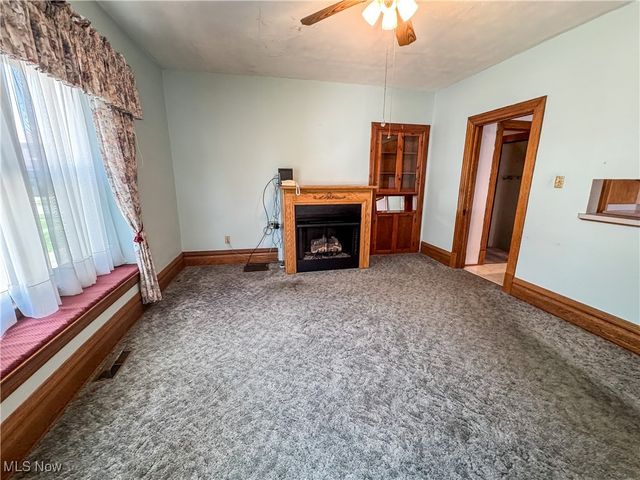 700 28th Street, Vienna, WV 26105