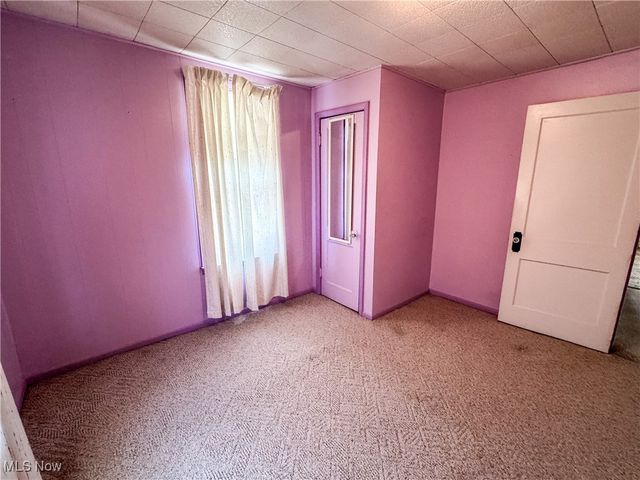 700 28th Street, Vienna, WV 26105