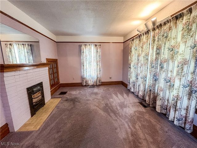 700 28th Street, Vienna, WV 26105