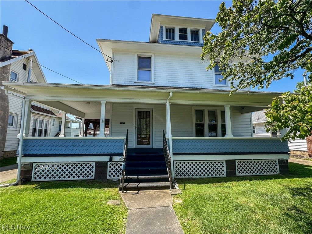 700 28th Street, Vienna, WV 26105