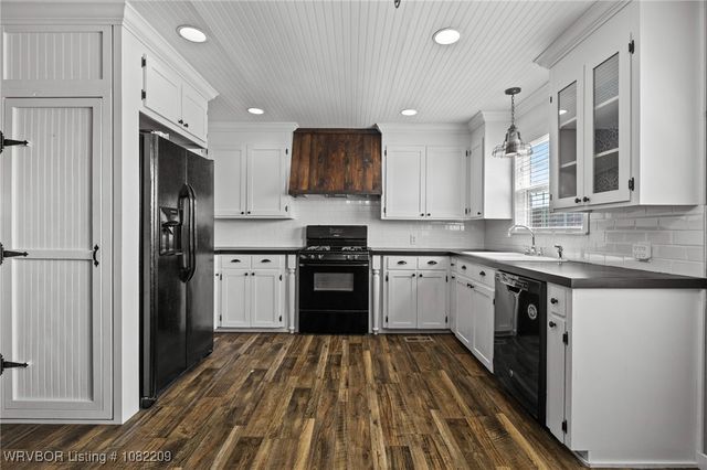 6106 Dean Road, Alma, AR 72921