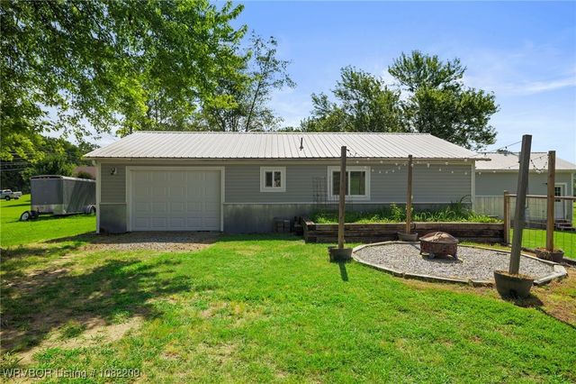 6106 Dean Road, Alma, AR 72921