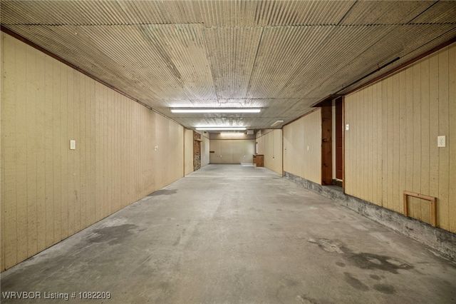 6106 Dean Road, Alma, AR 72921