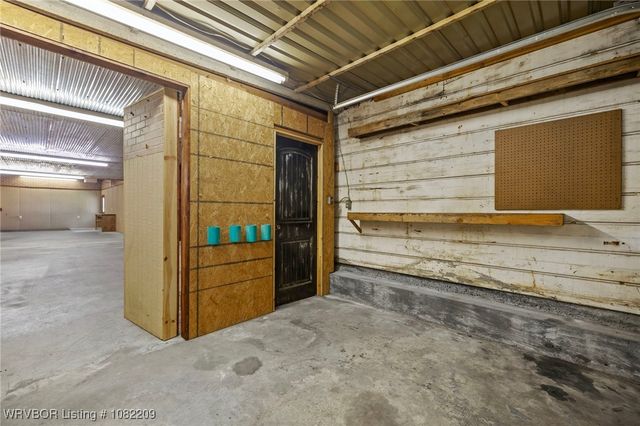 6106 Dean Road, Alma, AR 72921