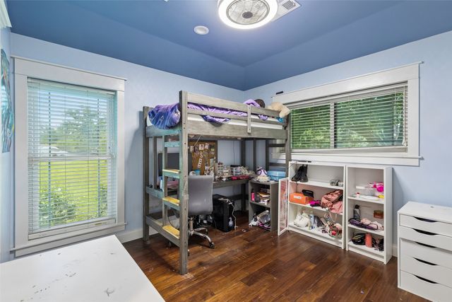 160 Cedarcrest Lane, Double Oak, TX 75077