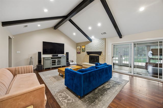 160 Cedarcrest Lane, Double Oak, TX 75077