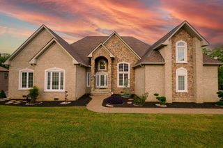 2216 Kayla Dr, Goodlettsville, TN 37072
