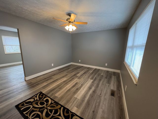 1 Lakeside Court, Williamstown, KY 41097