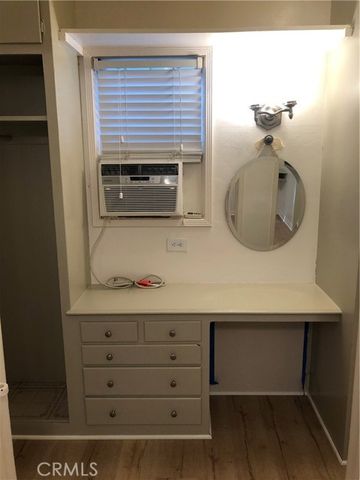 3654 Cerritos Avenue, Long Beach, CA 90807