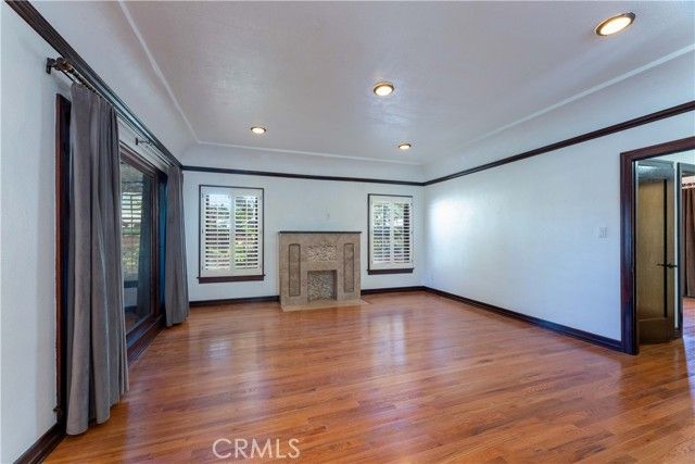 3654 Cerritos Avenue, Long Beach, CA 90807