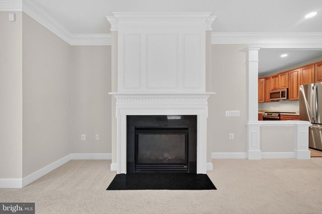 44472 OAKMONT MANOR SQ, Ashburn, VA 20147
